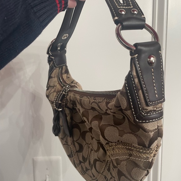 Coach Brown Monogram Canvas Hobo Bag with wristlet - Picture 5 of 13